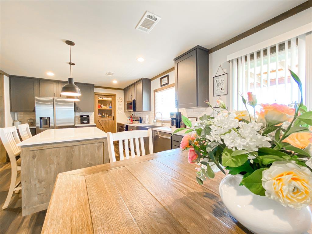4201 Private Road 4284 - Photo 16