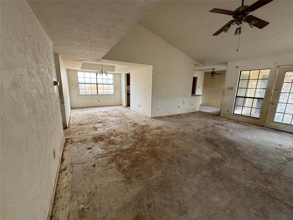 1325 Crestview Drive - Photo 5
