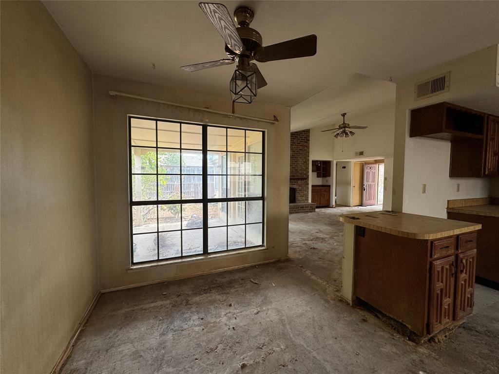 1325 Crestview Drive - Photo 8