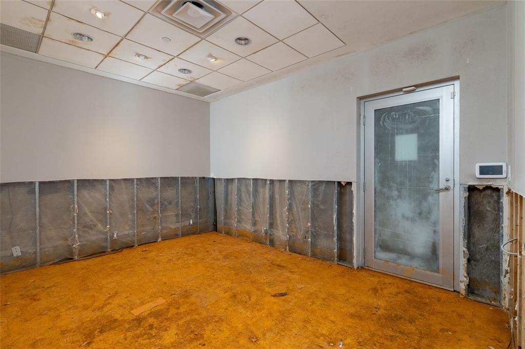 14888 Lake Forest Drive - Photo 18