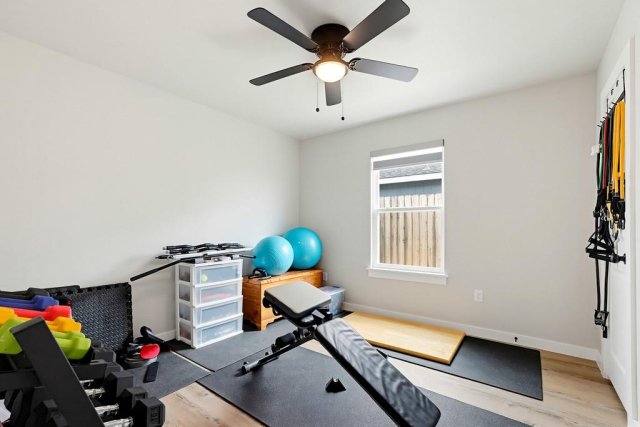 Photo 16