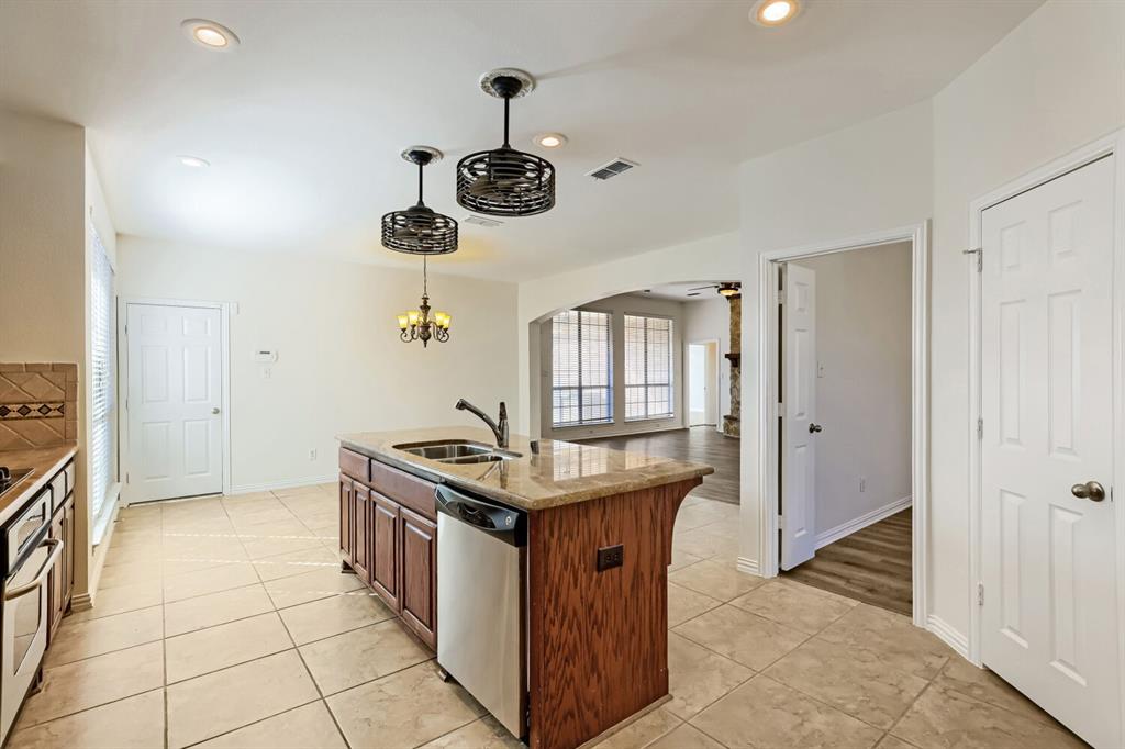 7013 Salem Court - Photo 10