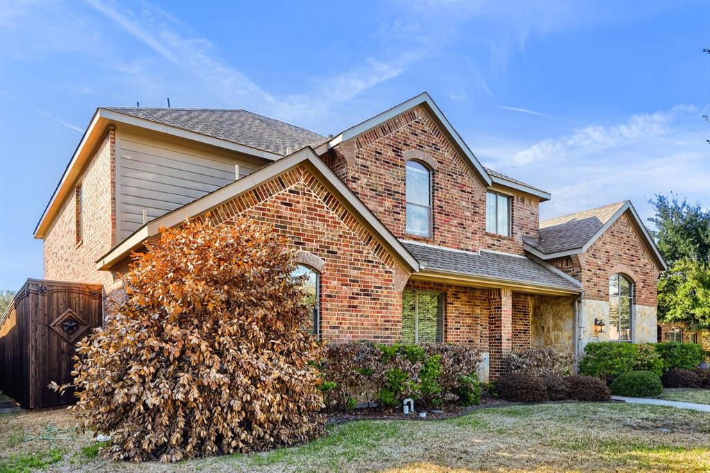 7013 Salem Court - Photo 2