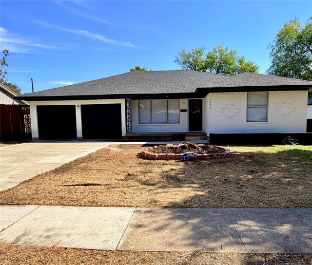 1326 TANAGER Lane