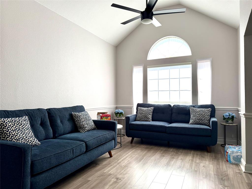 1157 Tanner Drive - Photo 5