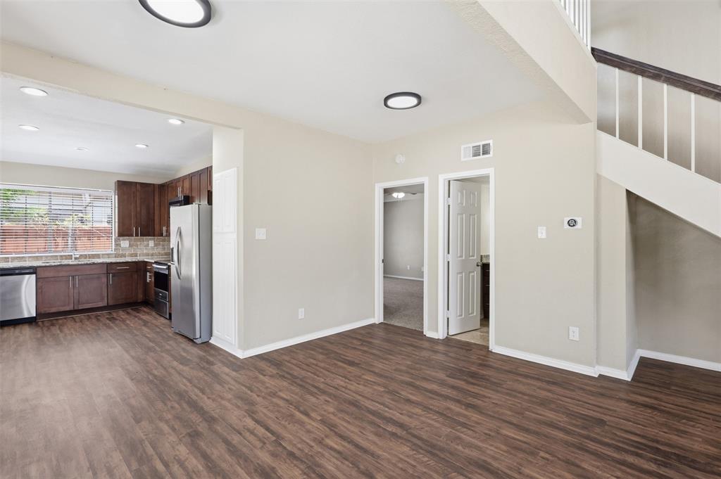 608 Fiesta Circle - Photo 10