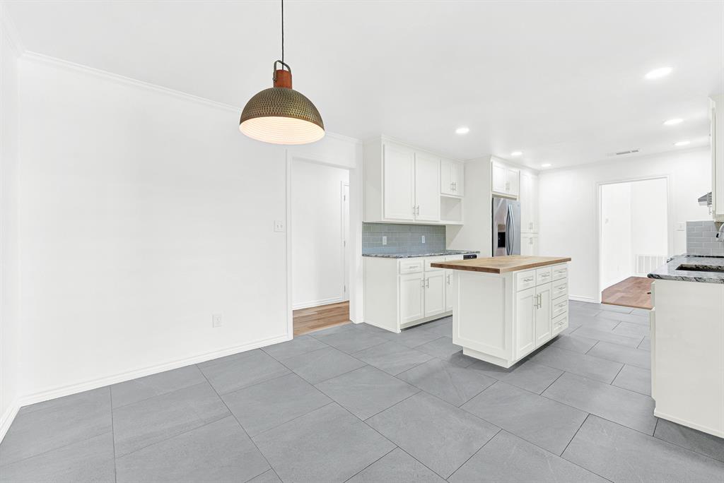 224 Sovereign Court - Photo 11