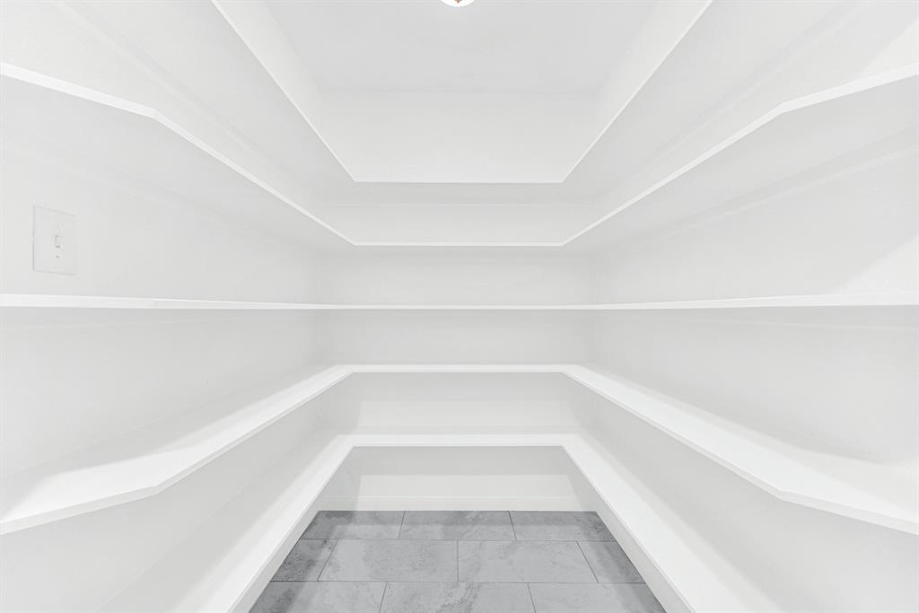 224 Sovereign Court - Photo 12