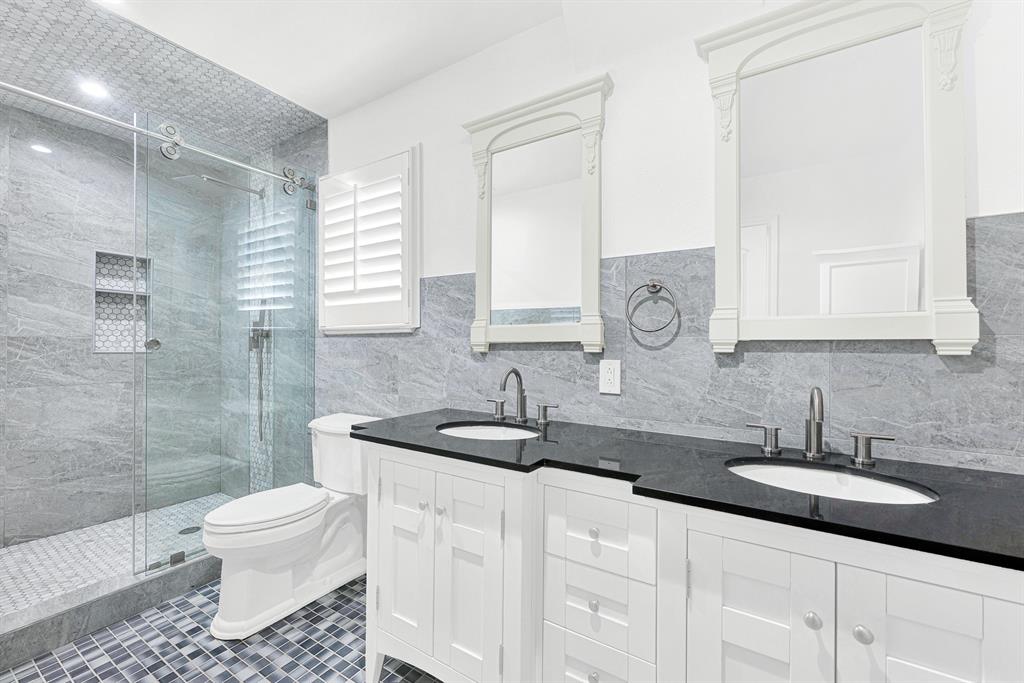 224 Sovereign Court - Photo 20