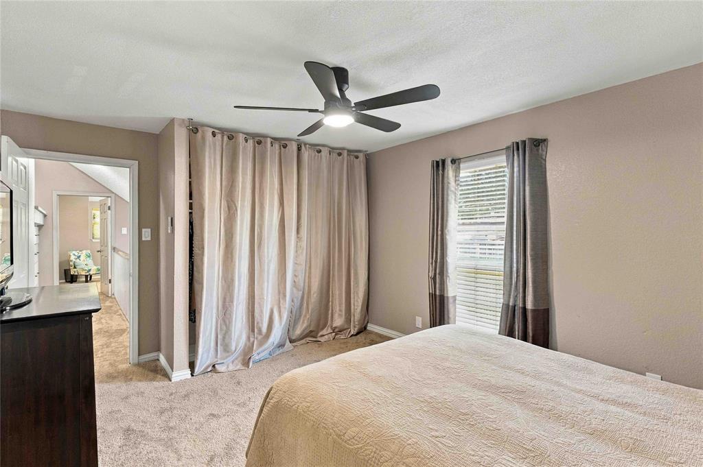 18240 Midway Road - Photo 20
