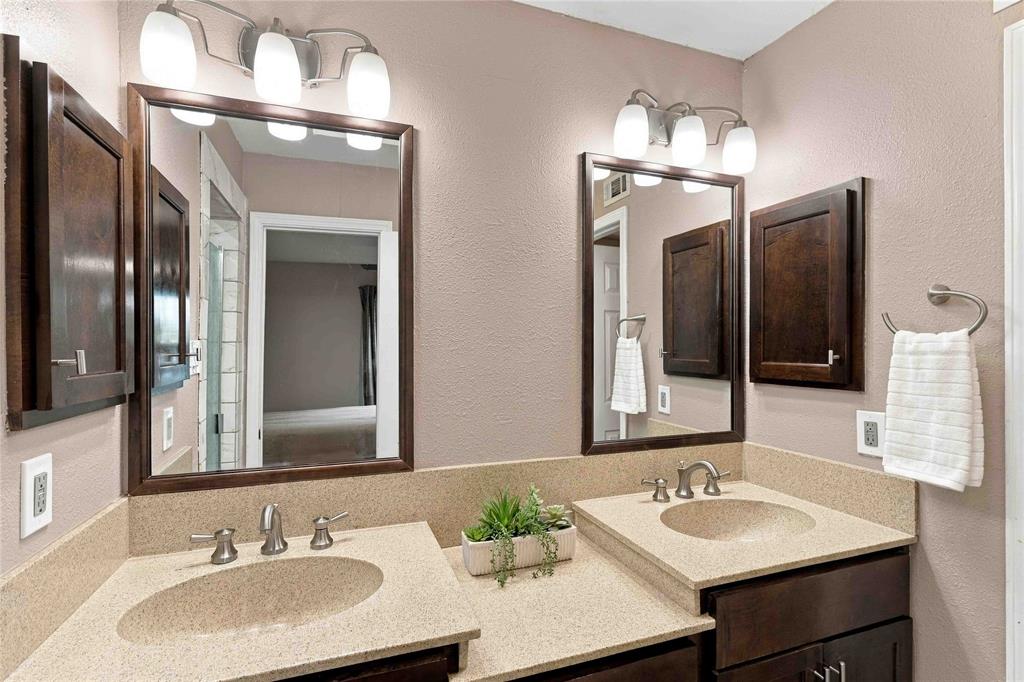 18240 Midway Road - Photo 24