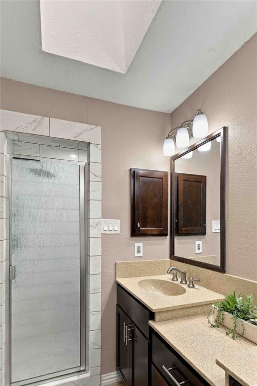 18240 Midway Road - Photo 25