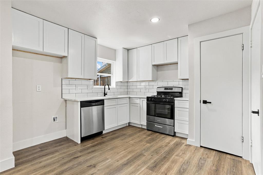 1504 Mosley Drive - Photo 14