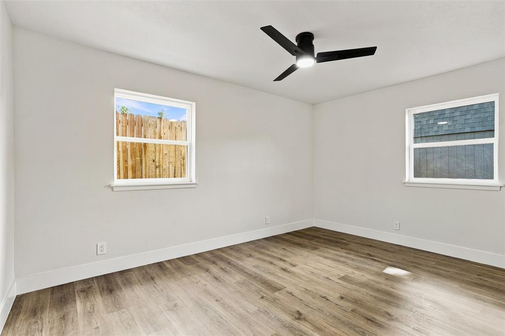 1504 Mosley Drive - Photo 16