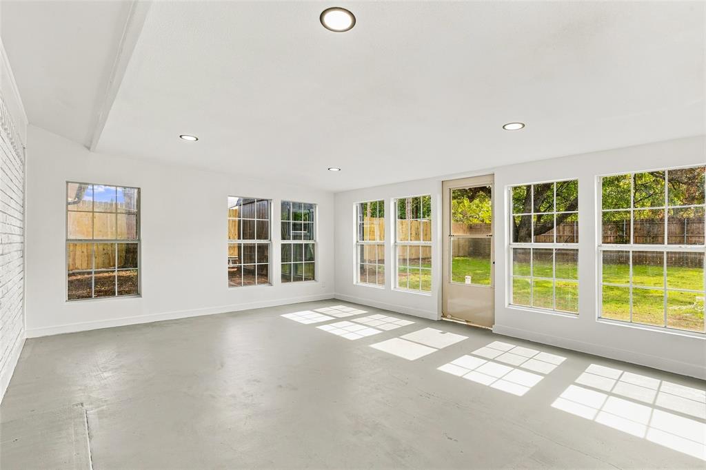1504 Mosley Drive - Photo 24