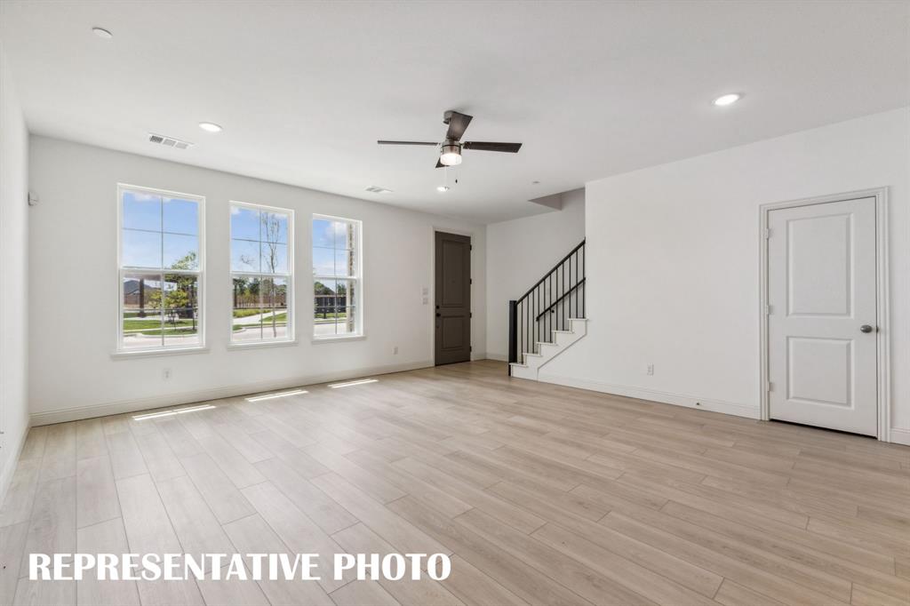 1216 Verbena Way - Photo 3