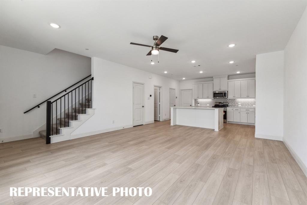 1216 Verbena Way - Photo 4