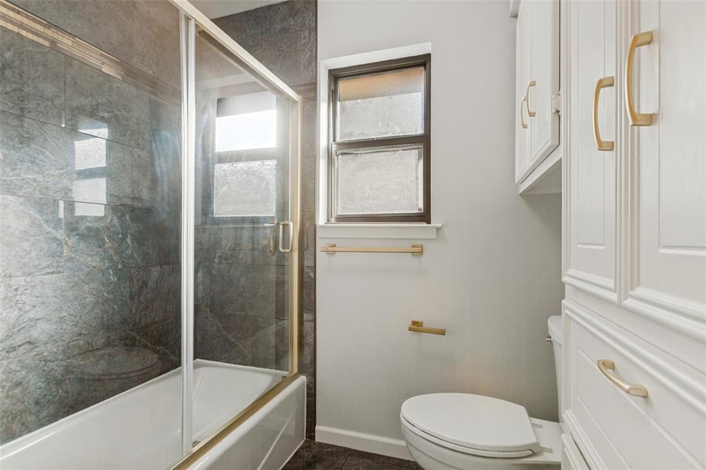2306 Blackberry Drive - Photo 15