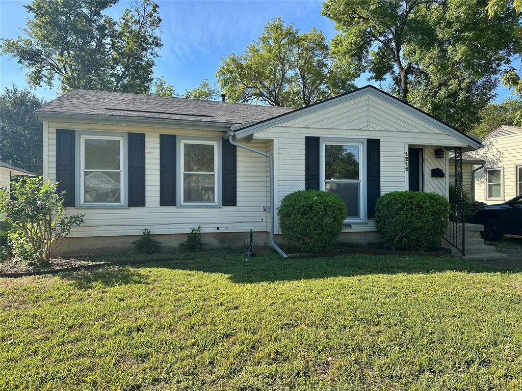 1212 Britt Drive - Photo 1