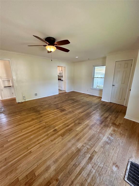 1212 Britt Drive - Photo 4