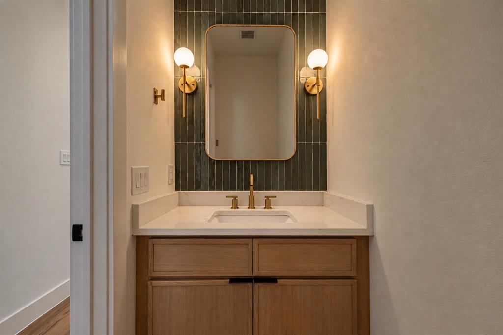 905 Bayonne Street - Photo 12