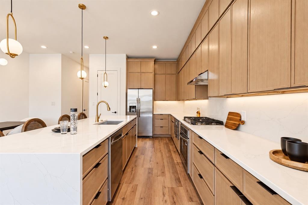 905 Bayonne Street - Photo 7