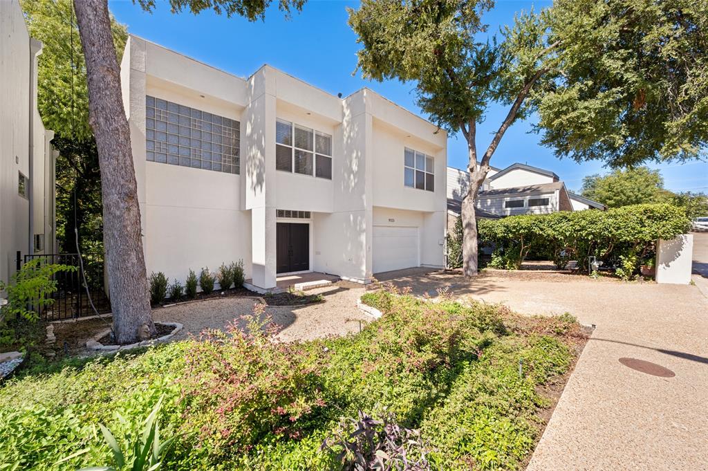 9123 Chapel Valley Road - Photo 3