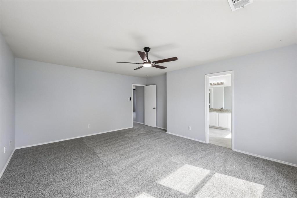 1025 Breeders Cup Drive - Photo 17
