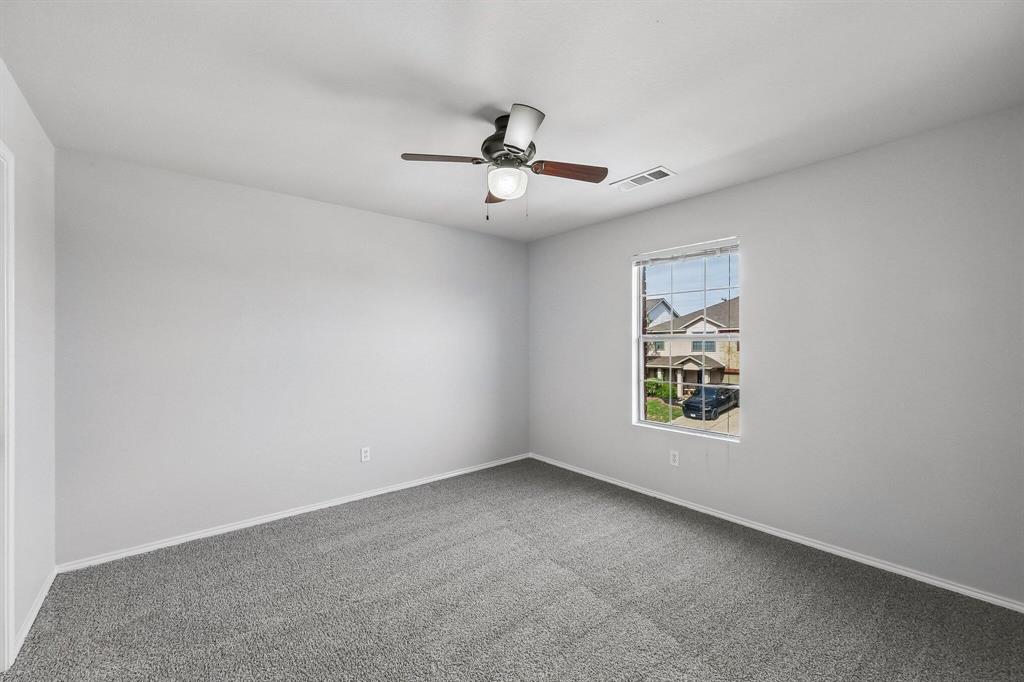 1025 Breeders Cup Drive - Photo 19