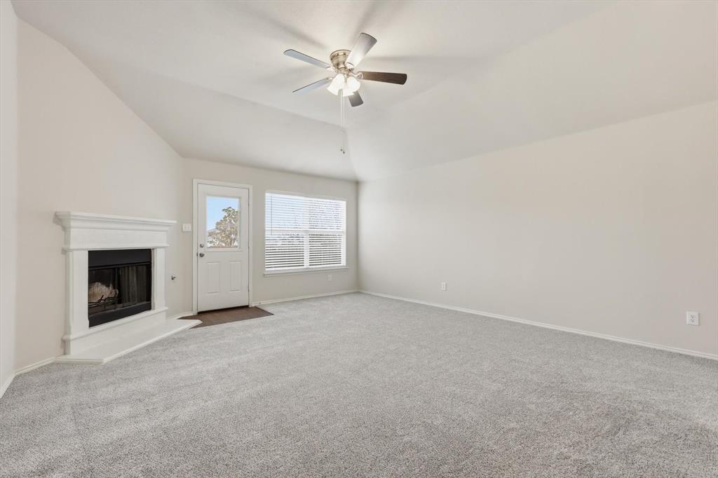 420 Dartmoor Drive - Photo 14