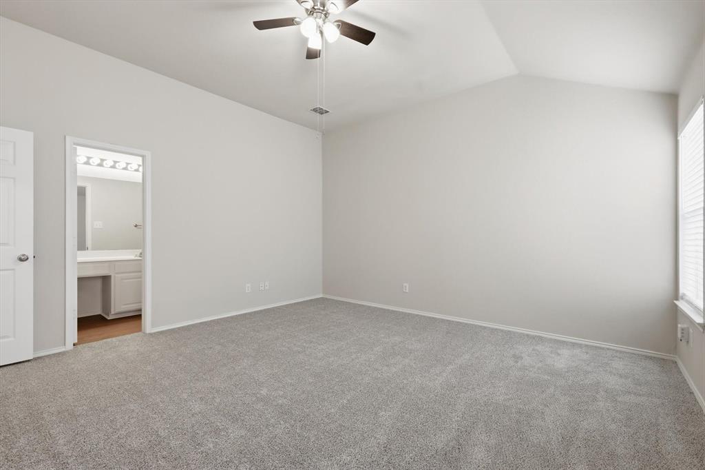 420 Dartmoor Drive - Photo 17