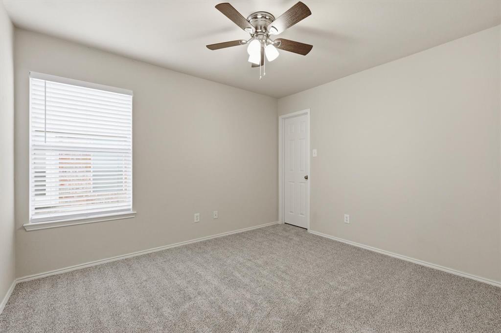 420 Dartmoor Drive - Photo 21