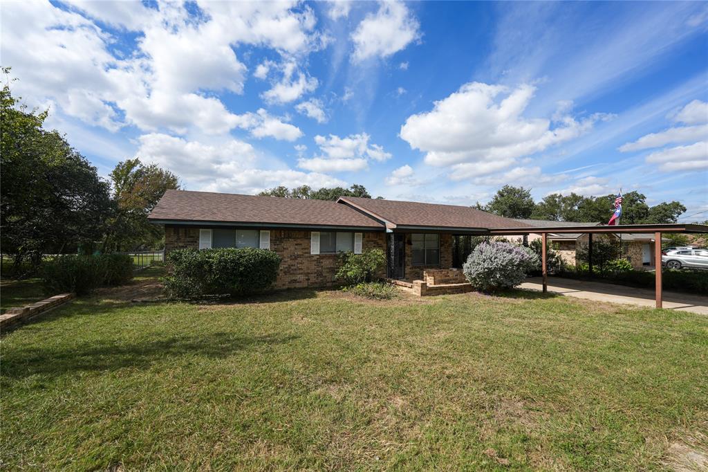 8017 County Road 564 - Photo 1