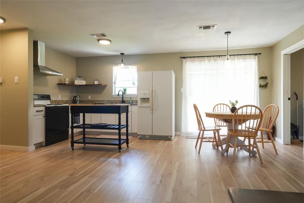8017 County Road 564 - Photo 17