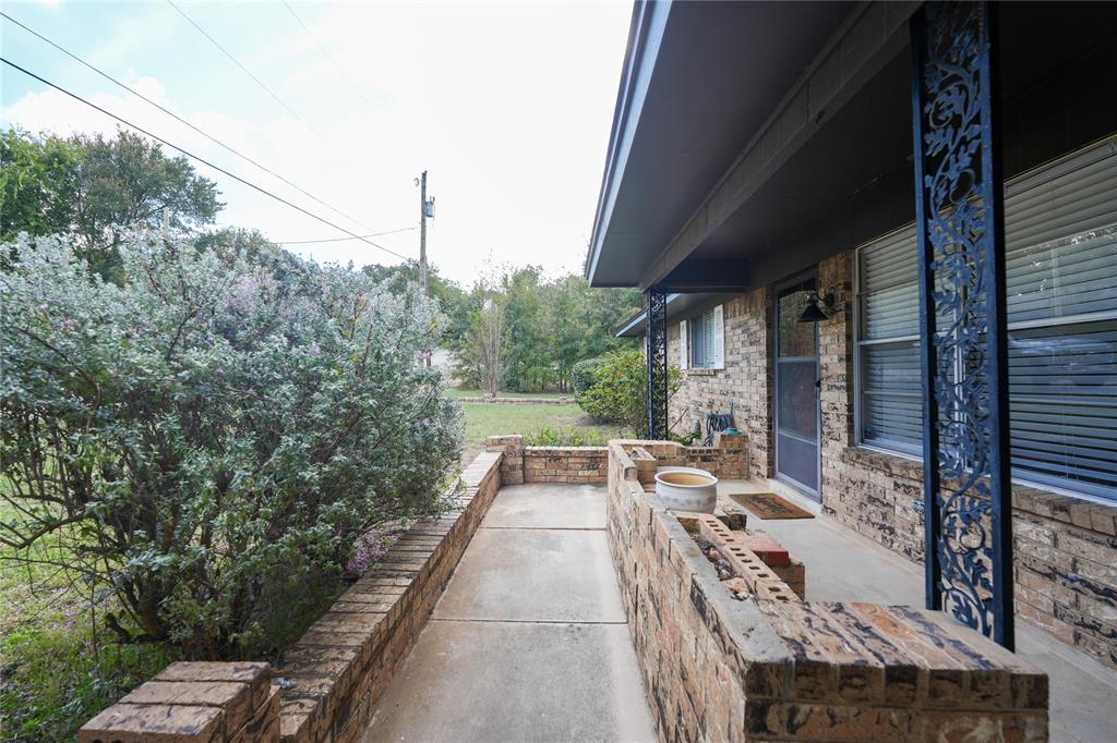 8017 County Road 564 - Photo 7