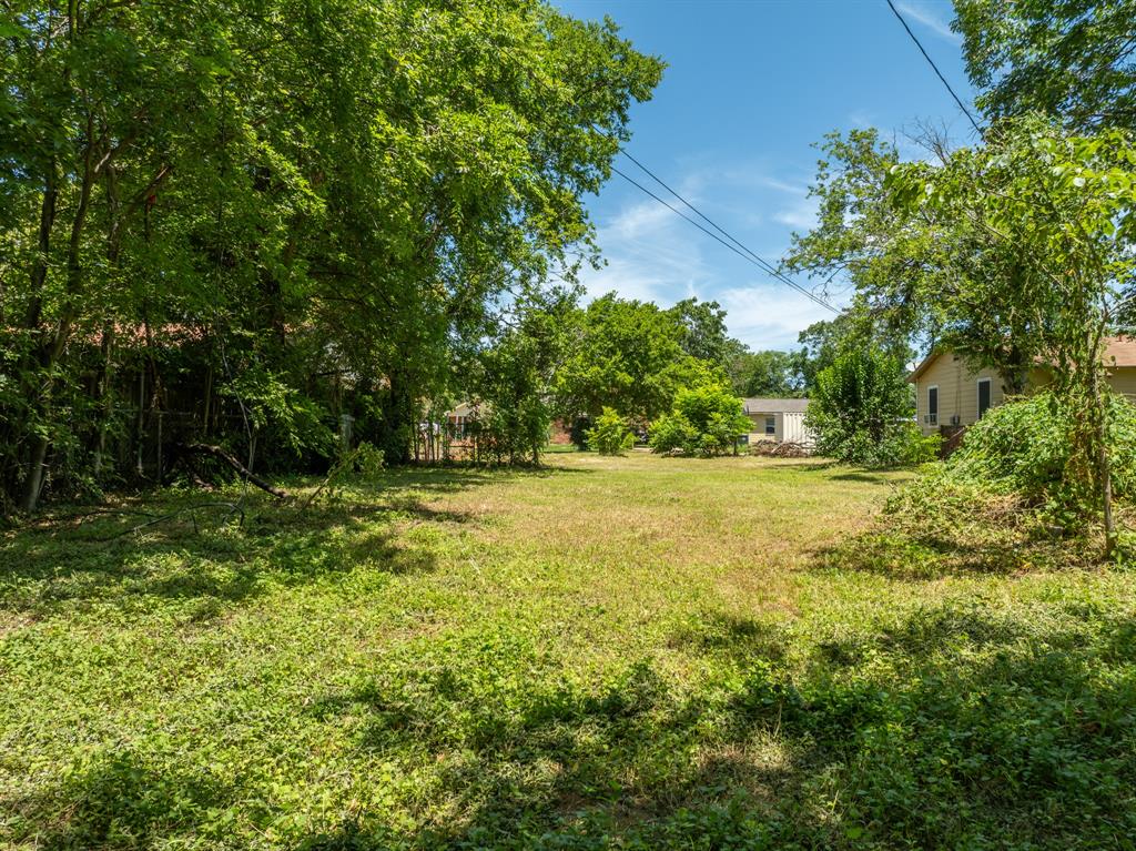 617 Lenox Street - Photo 2
