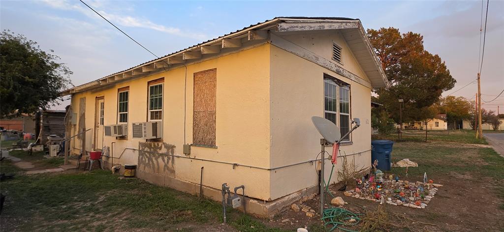 612 Duke Street - Photo 18