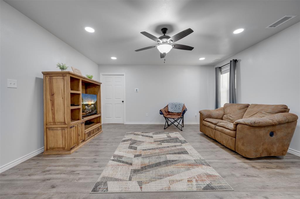 22080 County Road 4117 - Photo 11