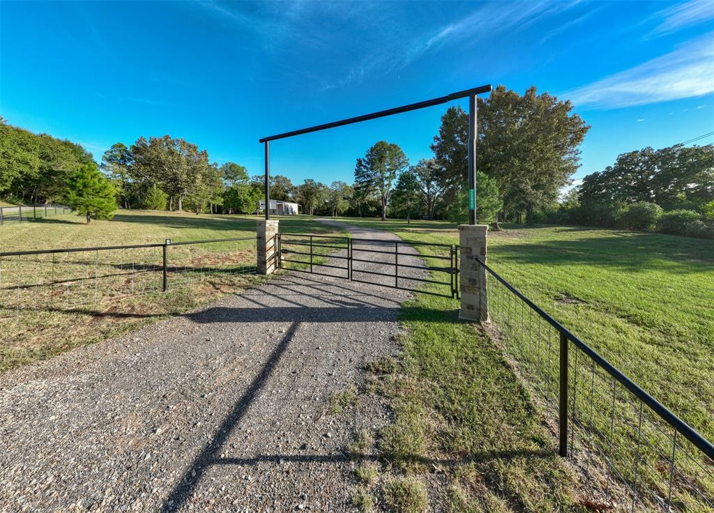 22080 County Road 4117 - Photo 27