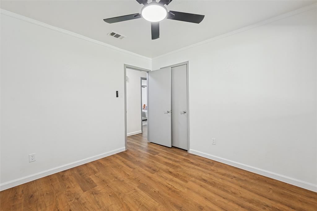 1110 Johnson Street - Photo 17