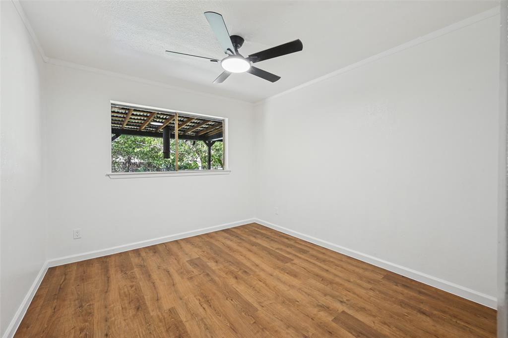 1110 Johnson Street - Photo 18