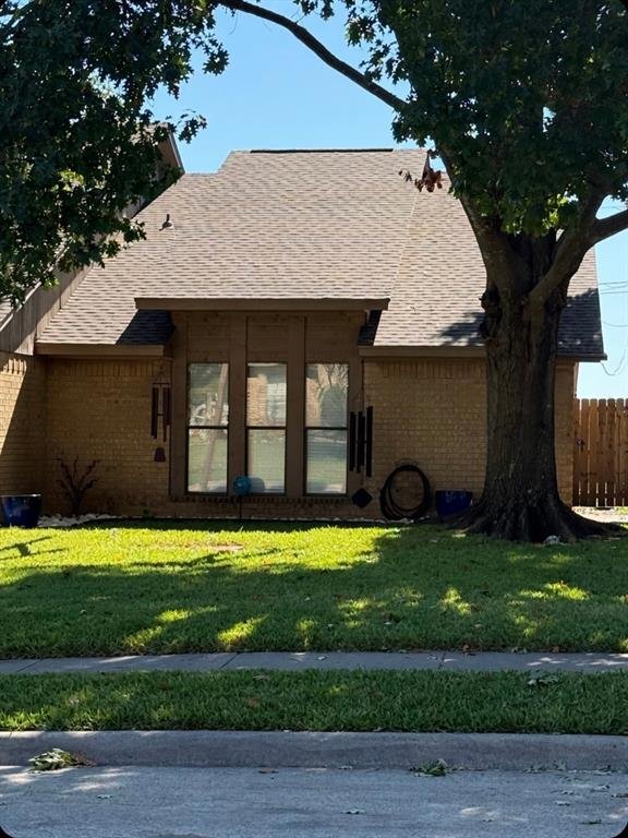1803 W Jamestown Drive