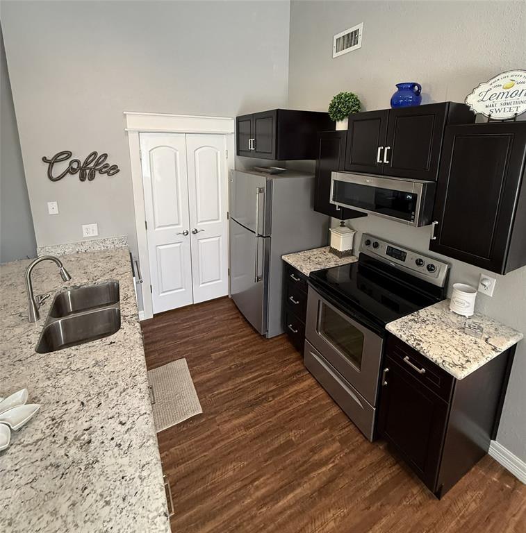 1803 W Jamestown Drive - Photo 14