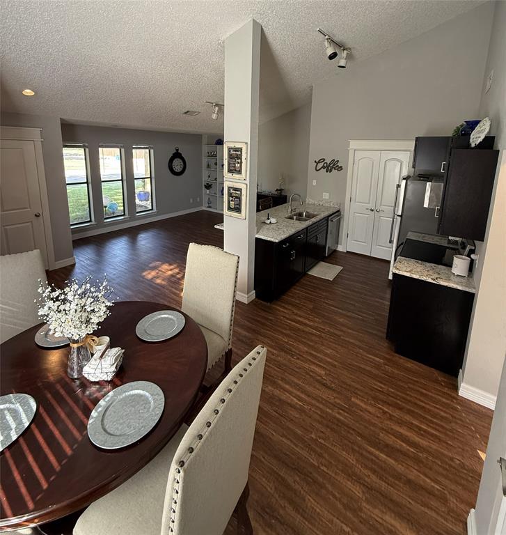 1803 W Jamestown Drive - Photo 7