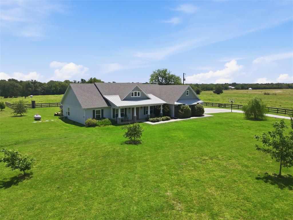 3344 County Road 3512 - Photo 1
