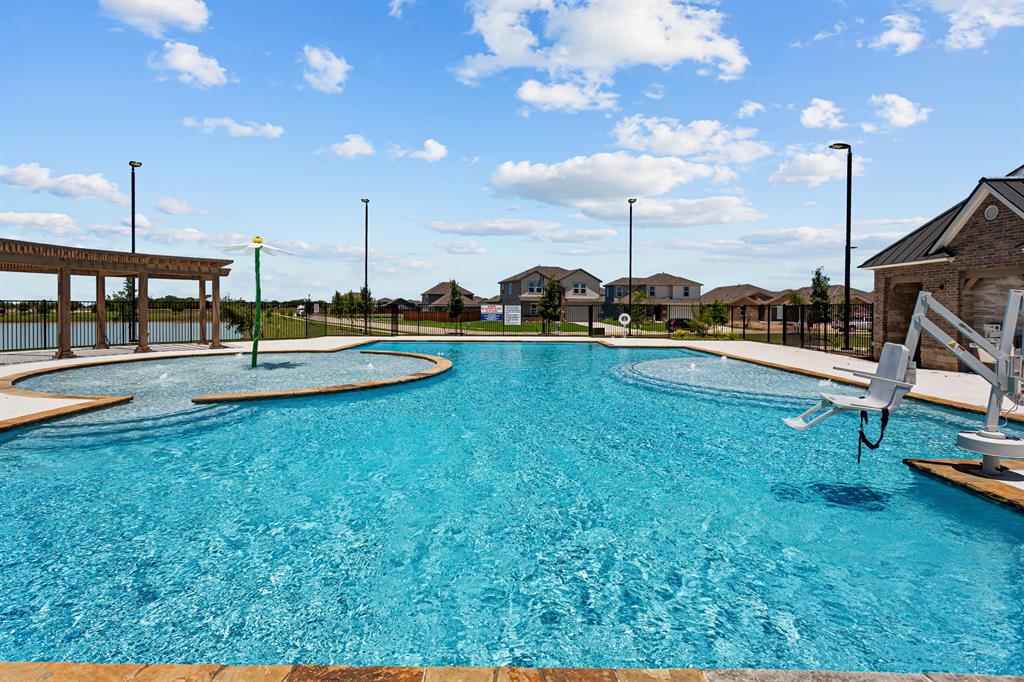 2521 Pine Island Court - Photo 32