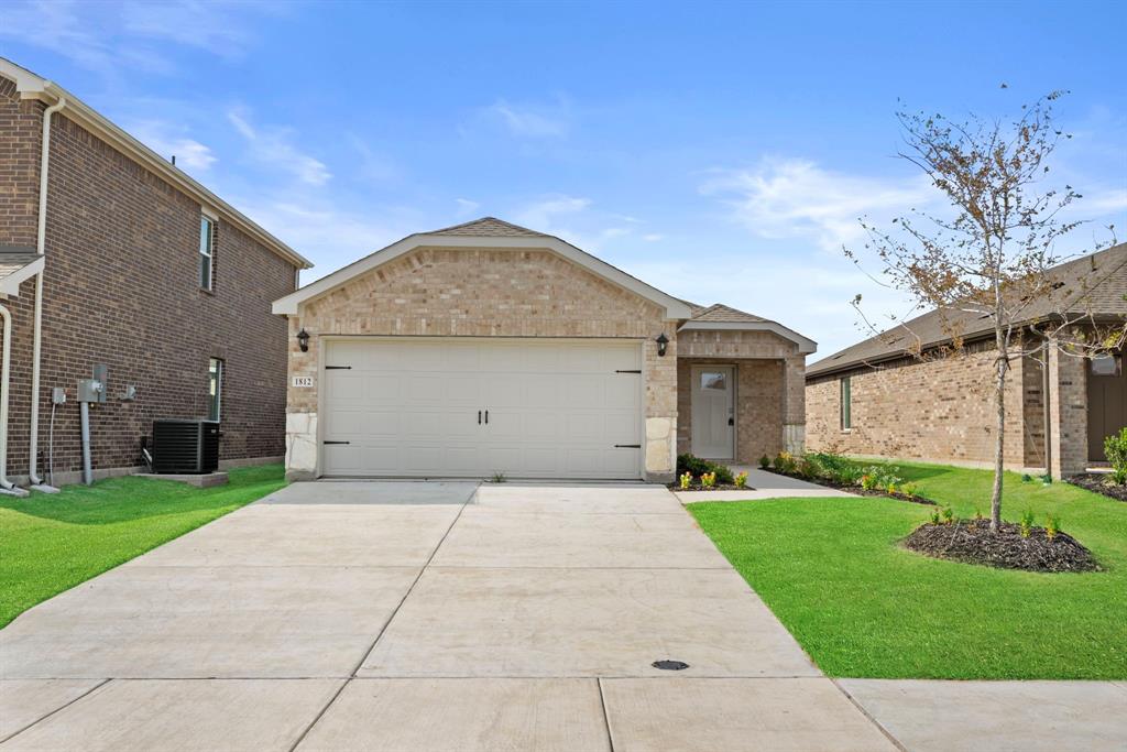 1812 Potomac Lane - Photo 3