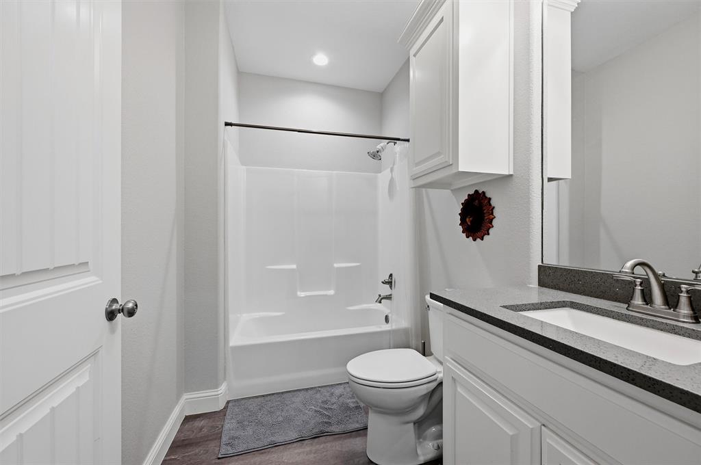 709 W Lamberth Road - Photo 24