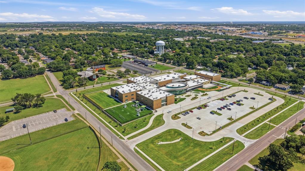 709 W Lamberth Road - Photo 38