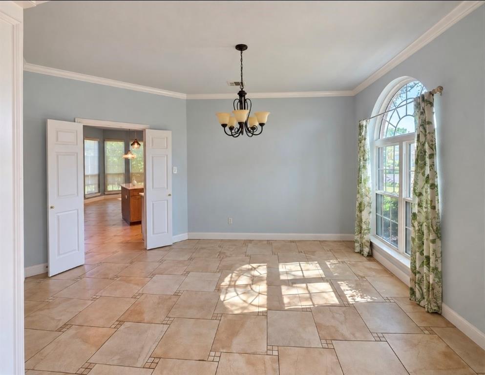 3915 Compton Drive - Photo 5
